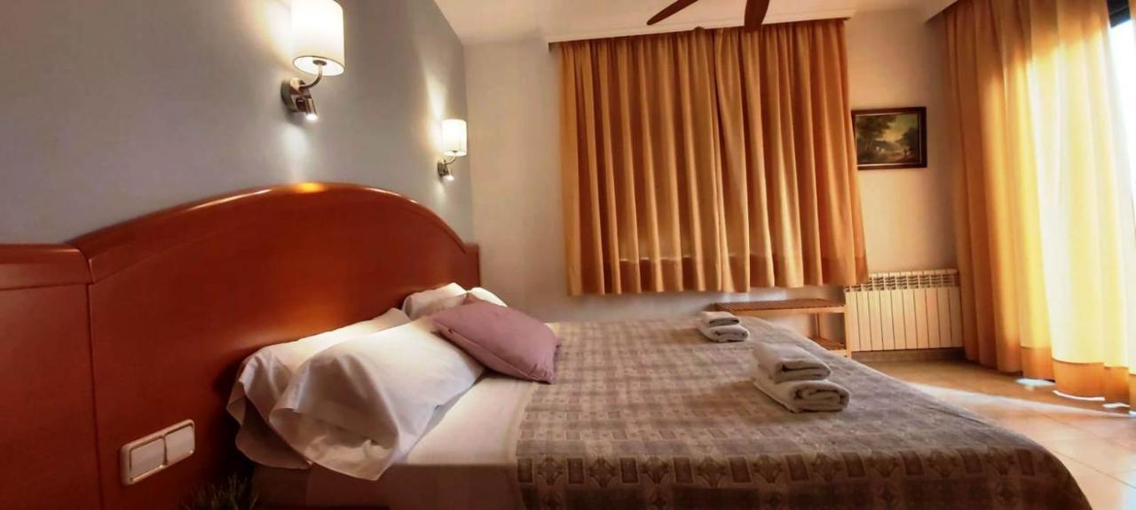 Hotel Bonsol Лорет де Мар Екстериор снимка