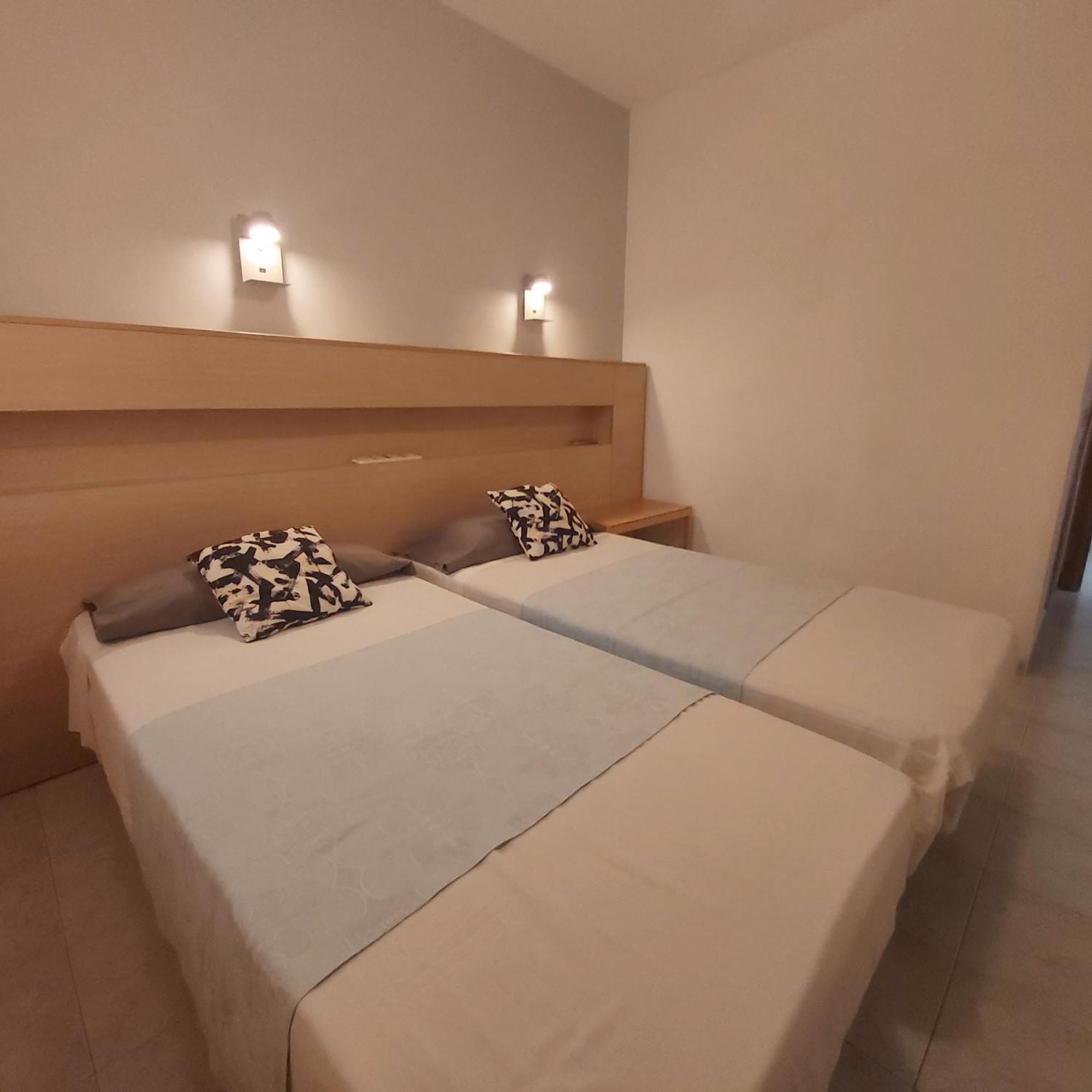 Hotel Bonsol Лорет де Мар Екстериор снимка