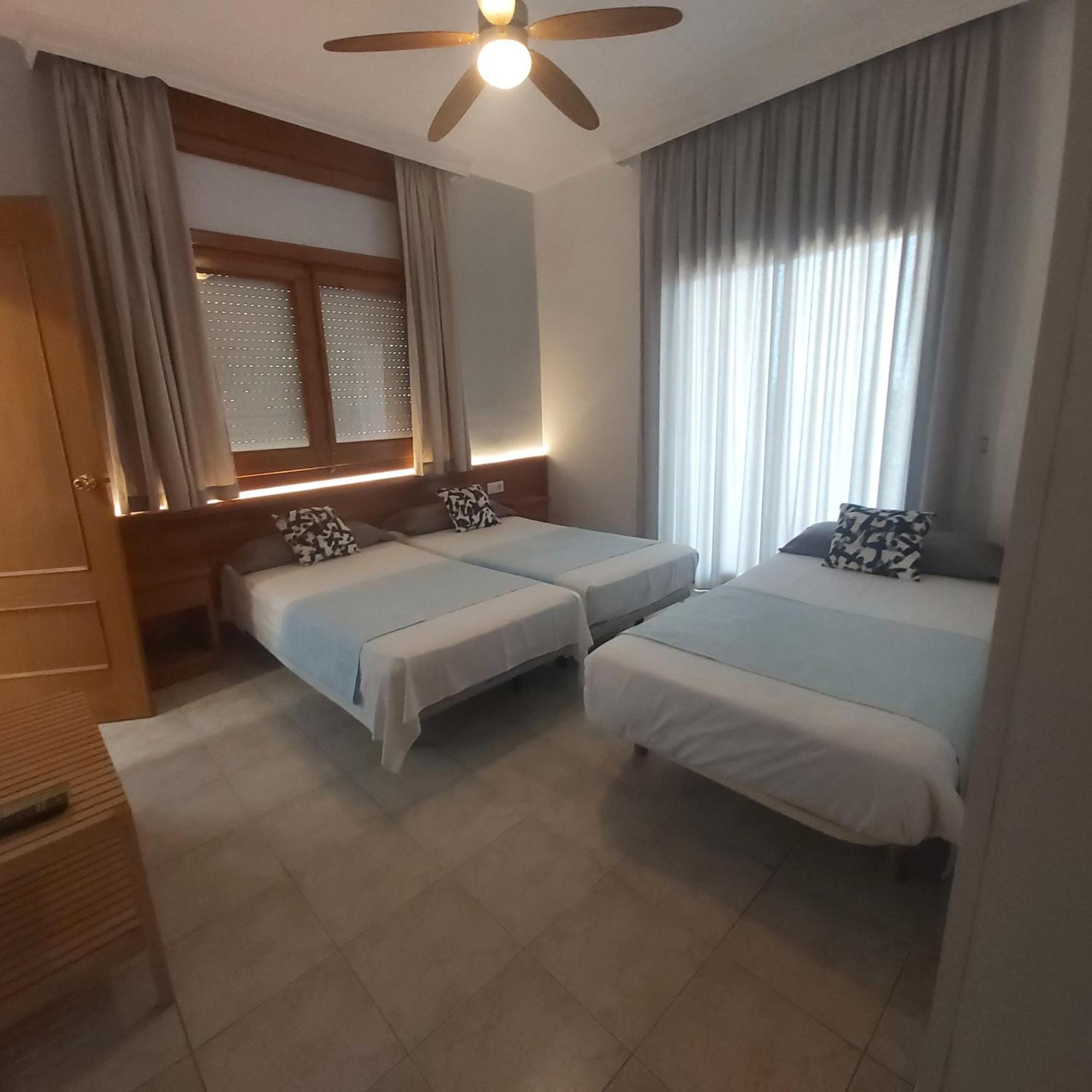 Hotel Bonsol Лорет де Мар Екстериор снимка